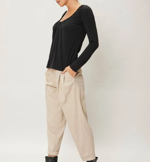 Blusa Negra con Fruncido-4