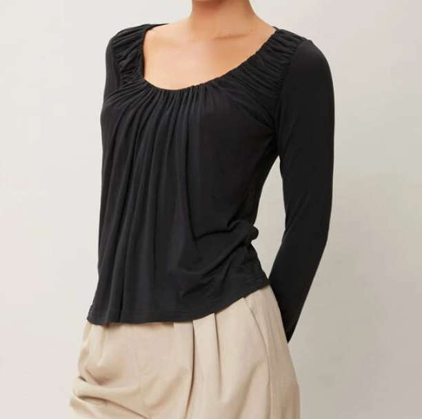 Blusa Negra con Fruncido-7