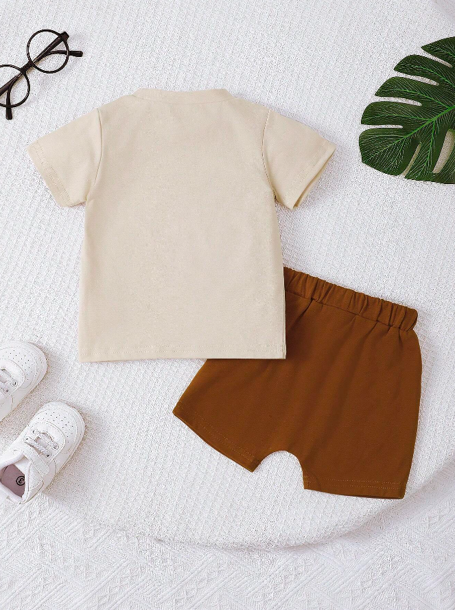 Conjunto Deportivo "Mama's Little Man" para Niños-4