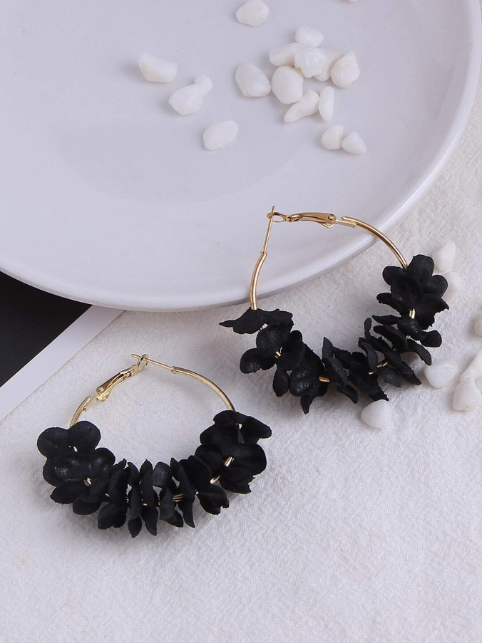 Pendientes de Aro con Detalles Florales-3