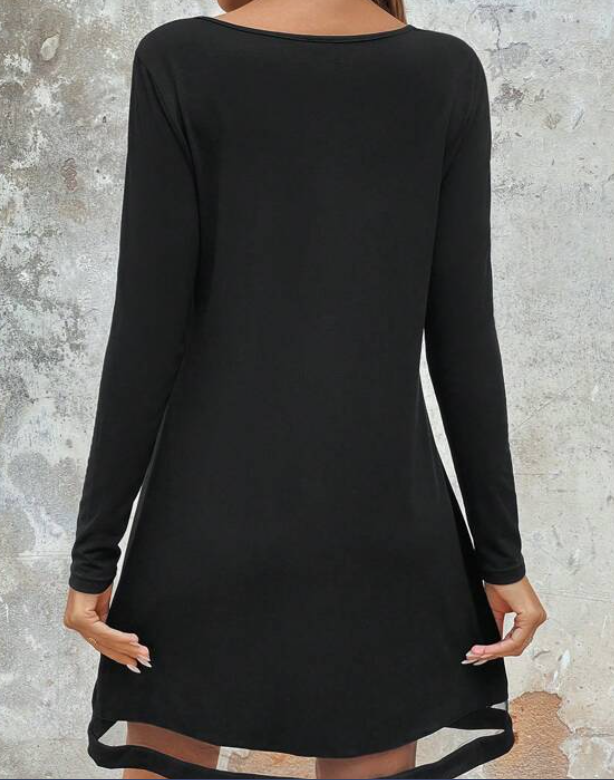 Vestido Corto Blanco y Negro con Detalles en Encaje y Gasa-1