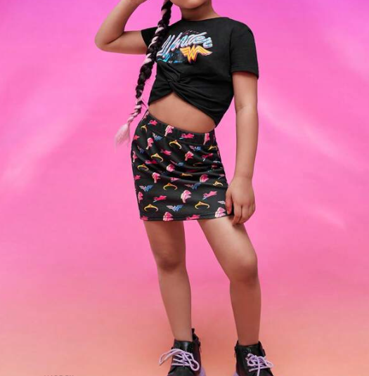 Camiseta Crop Wonder - Negro-5