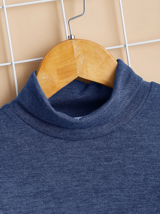 Blusa Casual con Corte Bajo Campana y Cuello Cisne-4