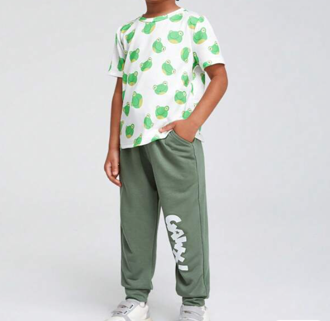 Conjunto Casual para Niño: Camiseta con Estampado de Ranas y Pantalón Deportivo 🐸✨ - Talla 5 años-5