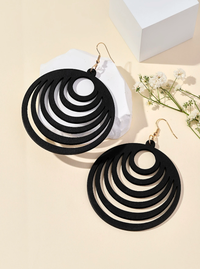 🖤 Pendientes de Madera – Anillos Concéntricos & Negro Mate-3