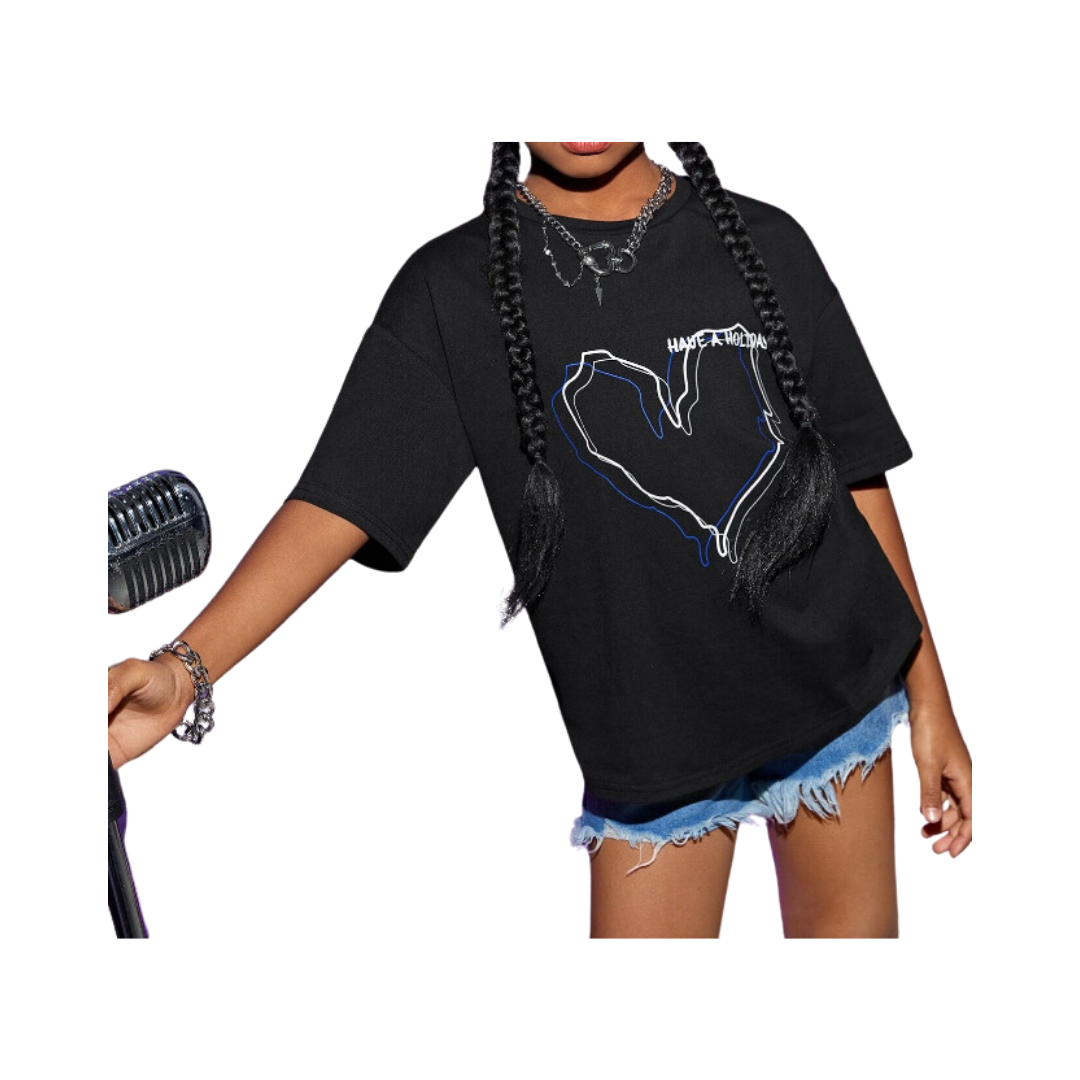 🖤 Polera Oversized con Diseño de Corazón y Frase - Talla 9 años-0