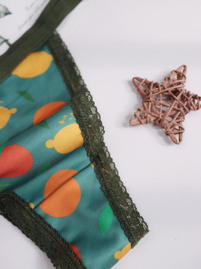 Tanga Verde con Detalles de Encaje y Diseño Dulce - Talla L-4