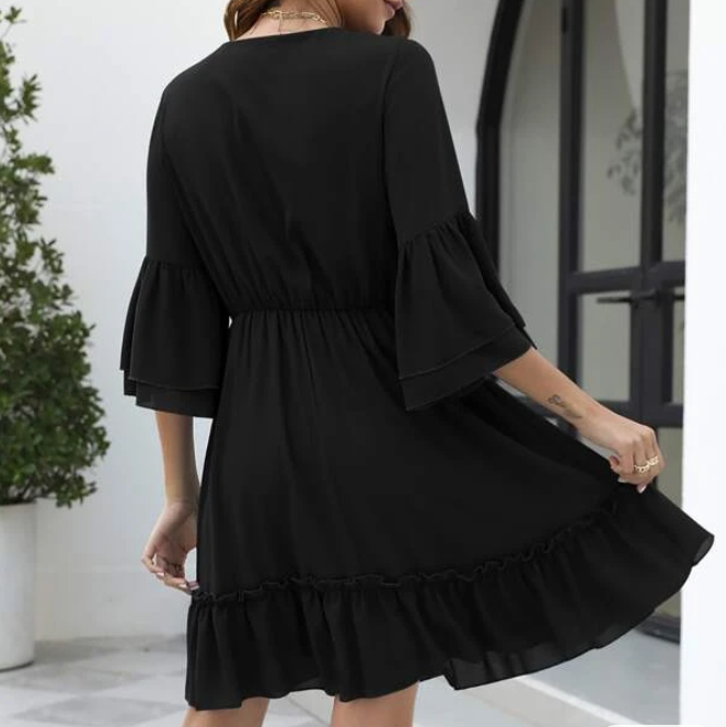 Vestido Negro de Chifón con Volantes-3