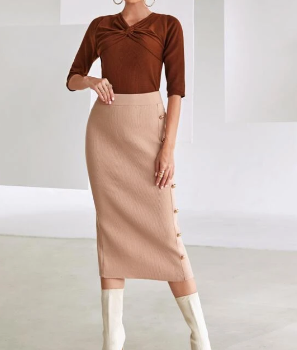 Blusa Marrón con Detalle de Anilla-4
