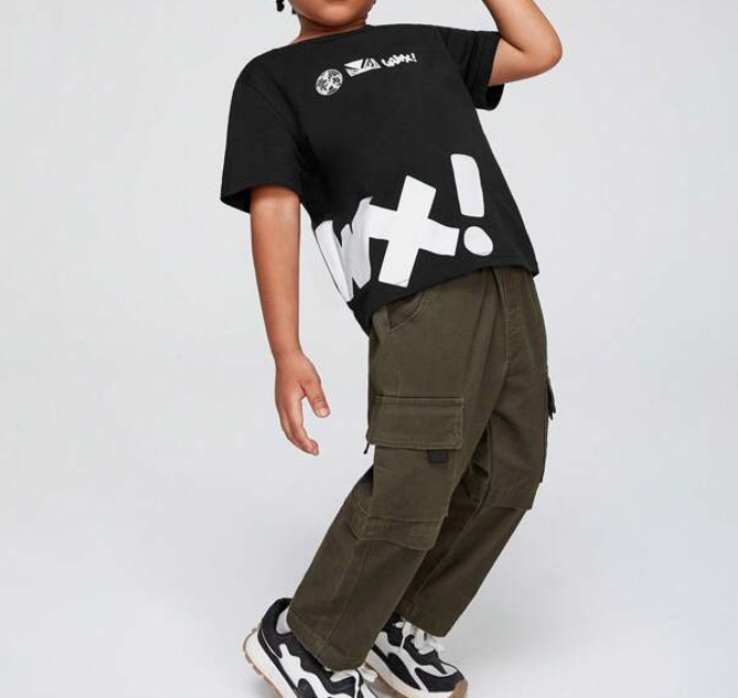 Camiseta Negra Casual para Niño con Estampado de Letras ⚡🖤 - Talla 7 años-1