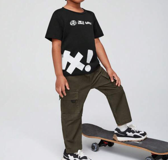Camiseta Negra Casual para Niño con Estampado de Letras ⚡🖤 - Talla 7 años-5