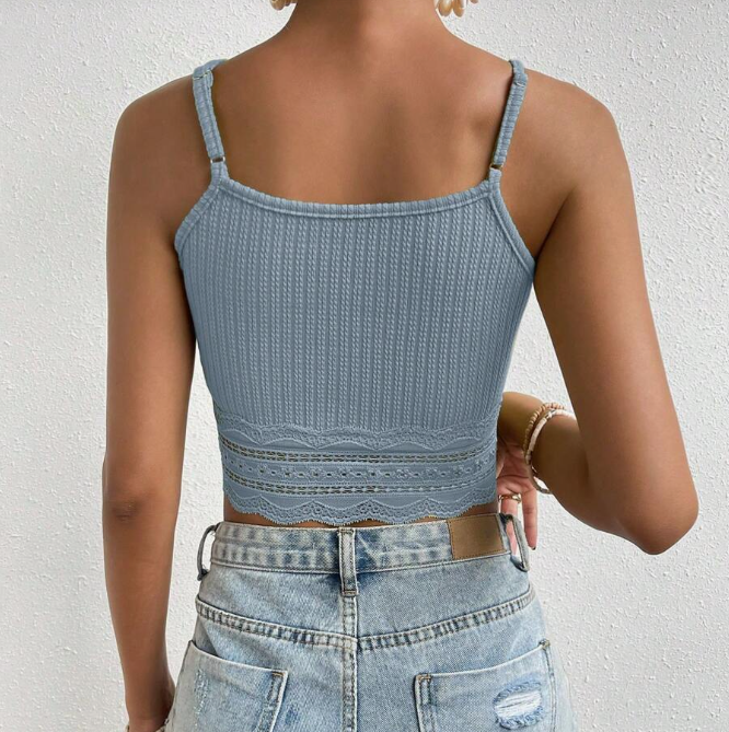 Crop Top Azul Neblina con Encaje y Tirantes Finos ✨ Talla L-3