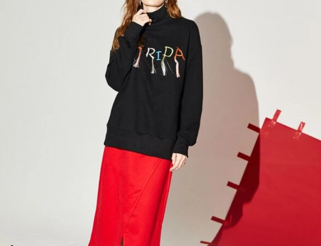 Sudadera Casual - Negro con Letras y Flecos - Talla XL-3