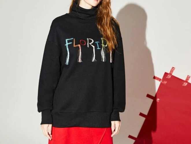 Sudadera Casual - Negro con Letras y Flecos - Talla XL-4