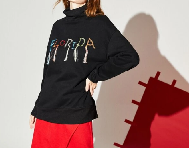 Sudadera Casual - Negro con Letras y Flecos - Talla XL-5