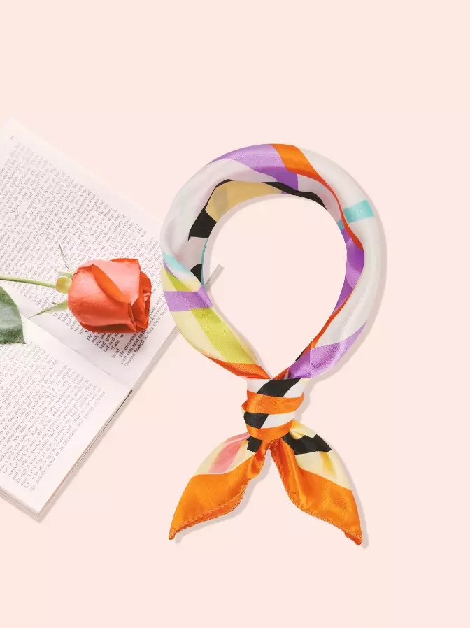 🧡 Pañuelo Seda – Diseño Abstracto & Estilo Artístico-2