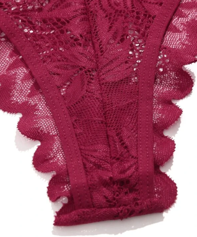 Tanga Burdeos con Transparencias - Elegancia y Sensualidad-6