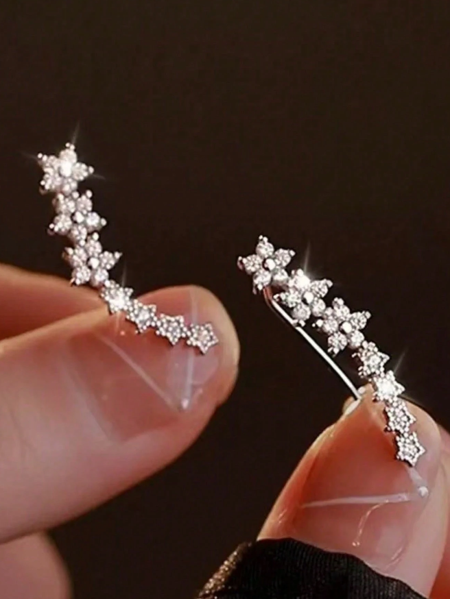 ✨ Ear Climbers Plateados – Brillo Diario-2