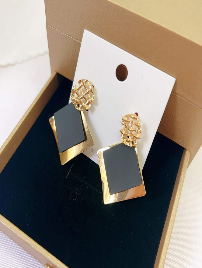 Pendientes Geométricos – Elegancia Moderna-2