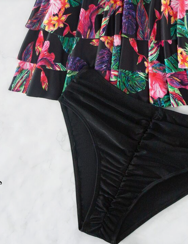 Bikini Halter con Estampado Tropical y Volantes ✨- Talla S-6