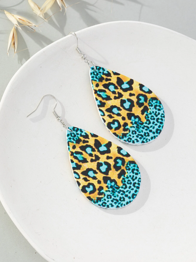 🐆 Aros Gota de Madera con Estampado Animal Print – Estilo Casual y Audaz-2