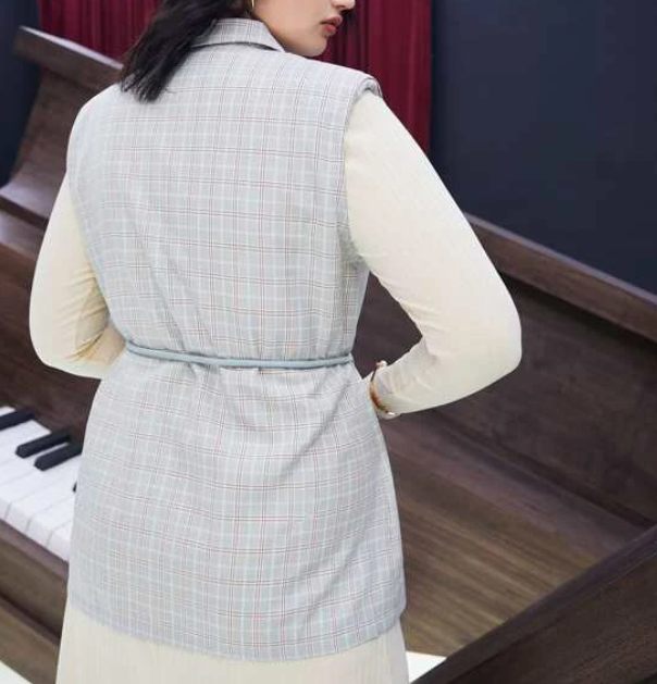 Chaqueta Elegante a Cuadros-3