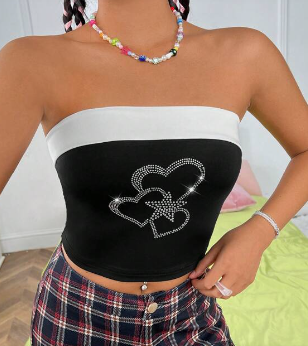 Top Strapless Blanco y Negro con Detalle de Corazones 💎🖤 - Talla L-5