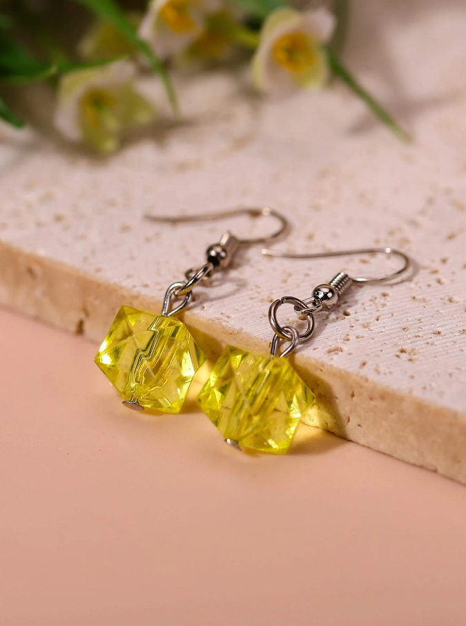 Pendientes con Dije Geométrico Amarillo-2