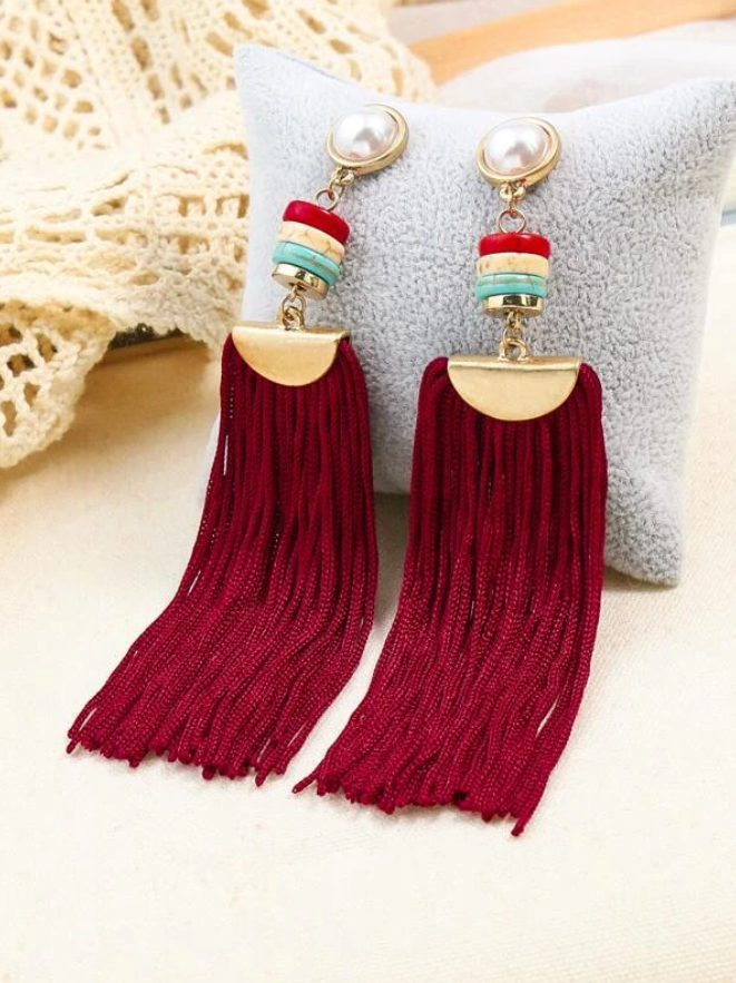 Pendientes con Borlas en Color Rojo-1