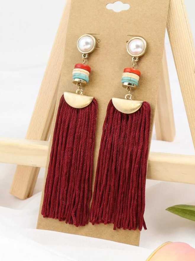 Pendientes con Borlas en Color Rojo-2
