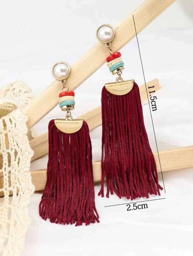 Pendientes con Borlas en Color Rojo-3