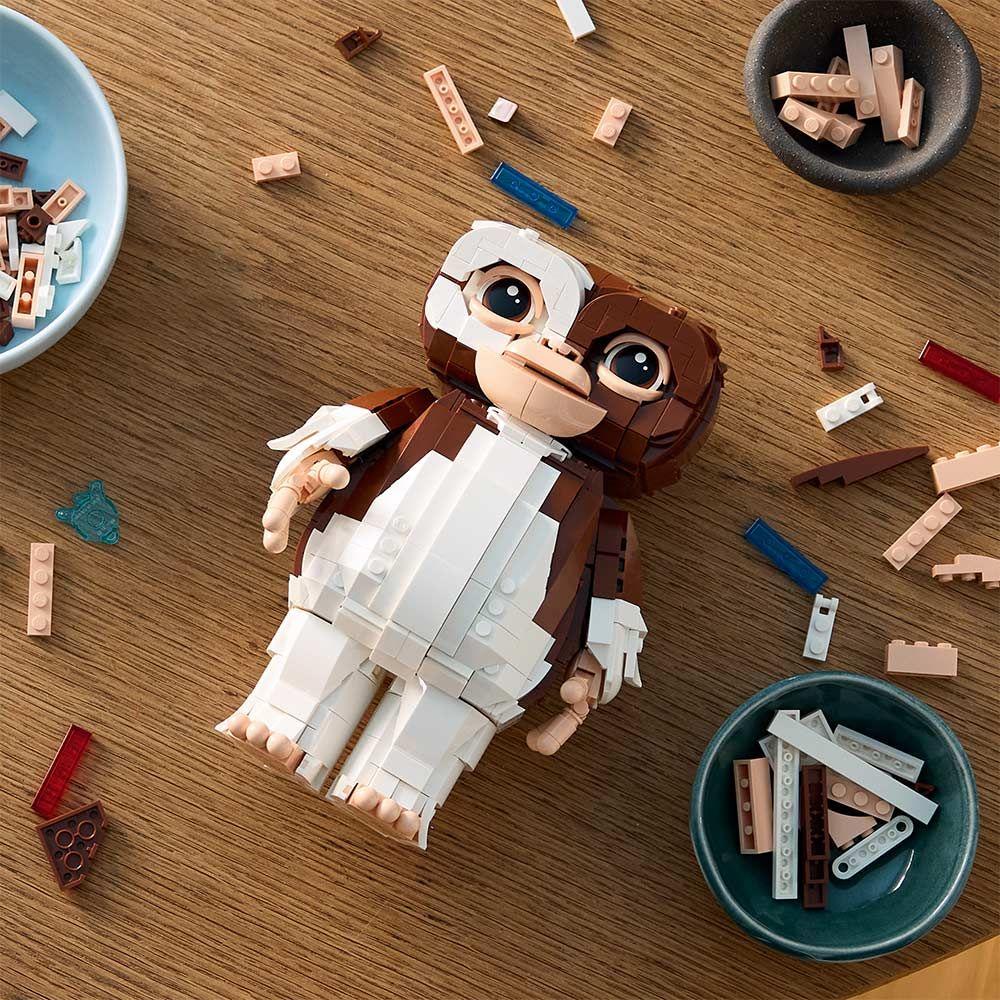 LEGO 21361 GREMLINS™: GIZMO-2