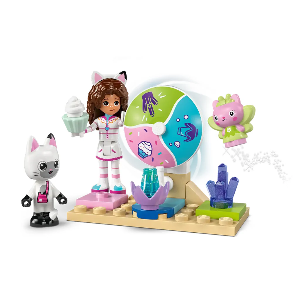 GABBY'S DOLLHOUSE MONTAÑA DE DULCES Y JARDIN DE GATITOS-3