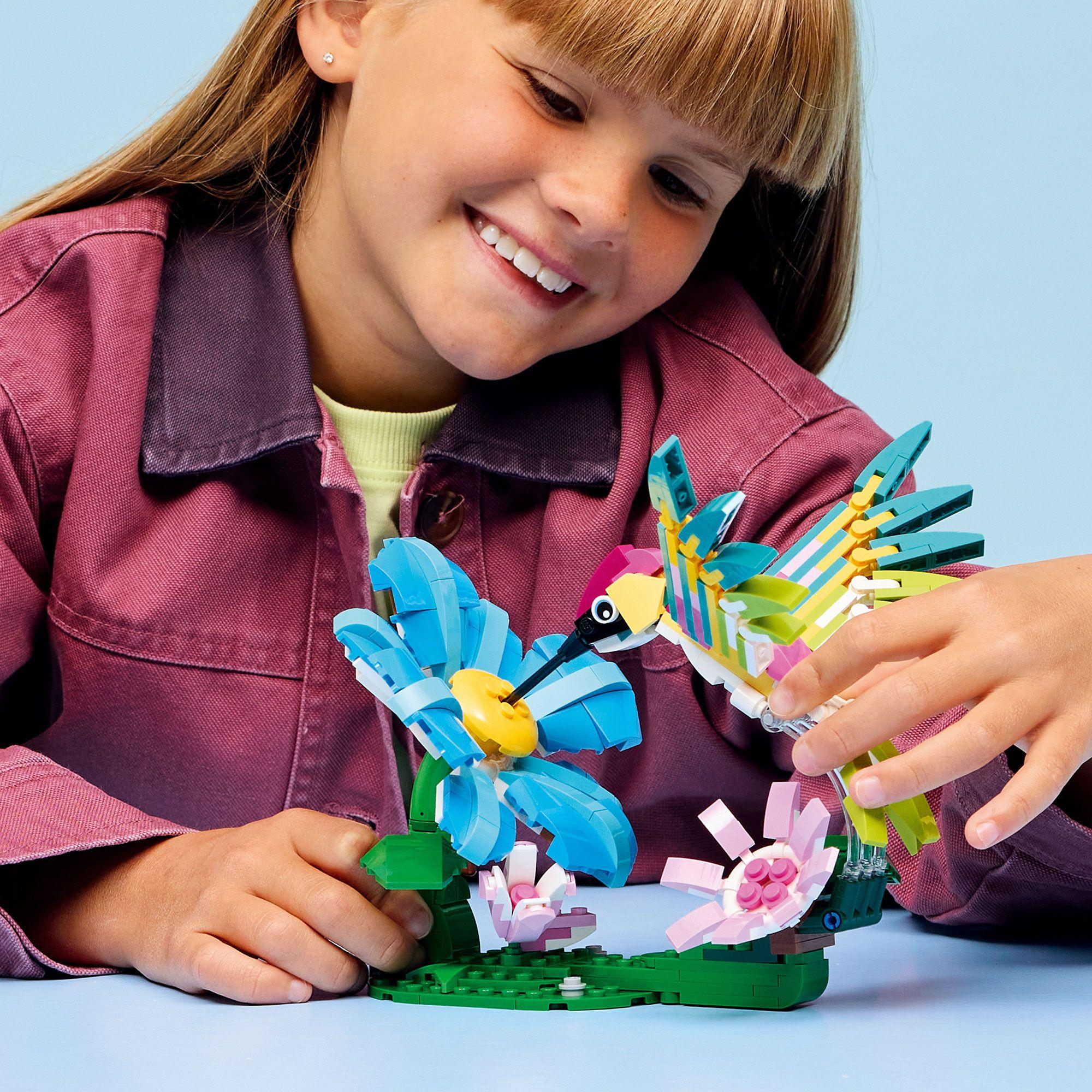 LEGO FAUNA SALVAJE: COLIBRÍ COLORIDO CREATOR 31384-8