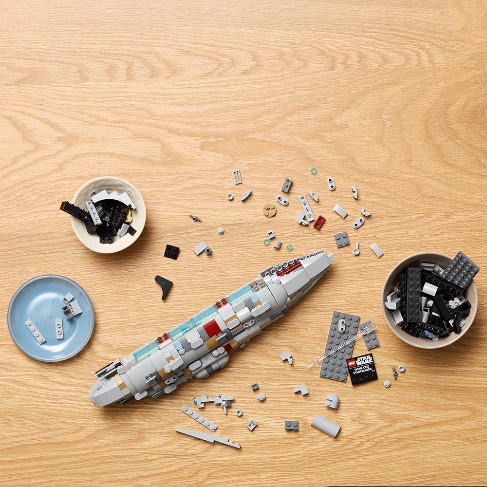LEGO Crucero Estelar Hogar Uno (75405)-4