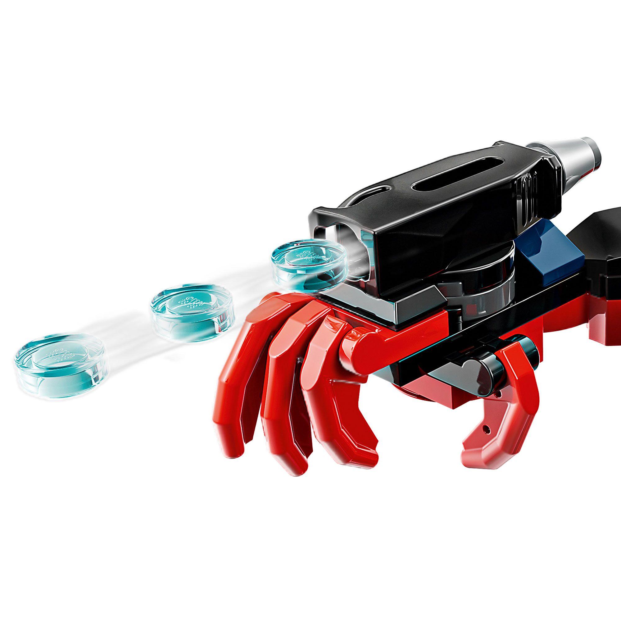 ARMADURA ROBÓTICA DE MILES MORALES VS. SPIDER-MAN 2099-4