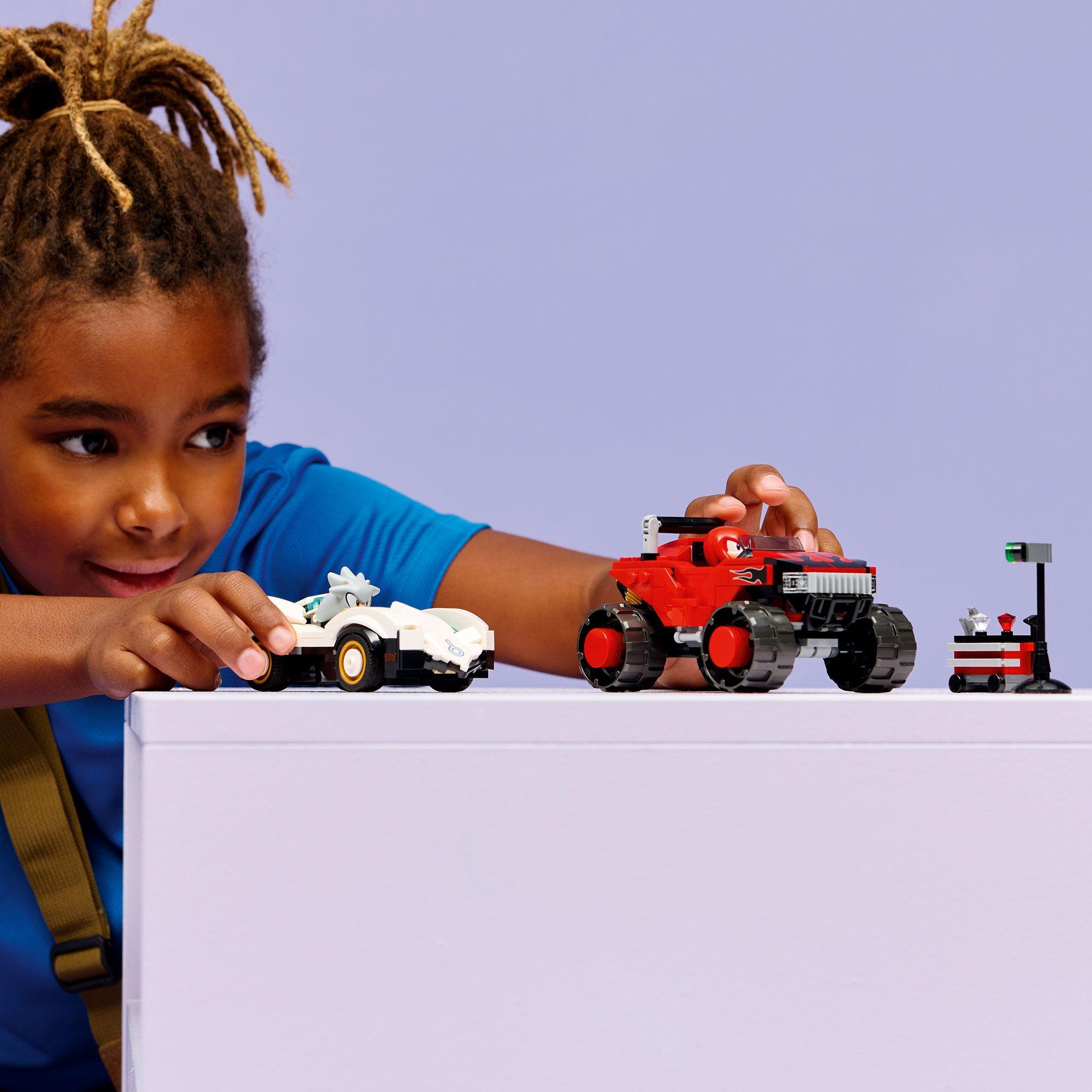 AUTO DE SILVER VS. CAMIONETA MONSTRUO DE KNUCKLES SONIC-7