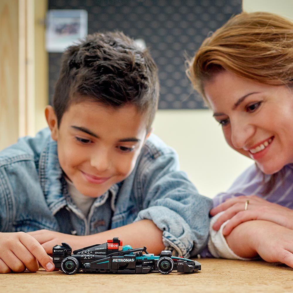 LEGO Auto de Carreras Mercedes-AMG F1® W15 (77244)-6