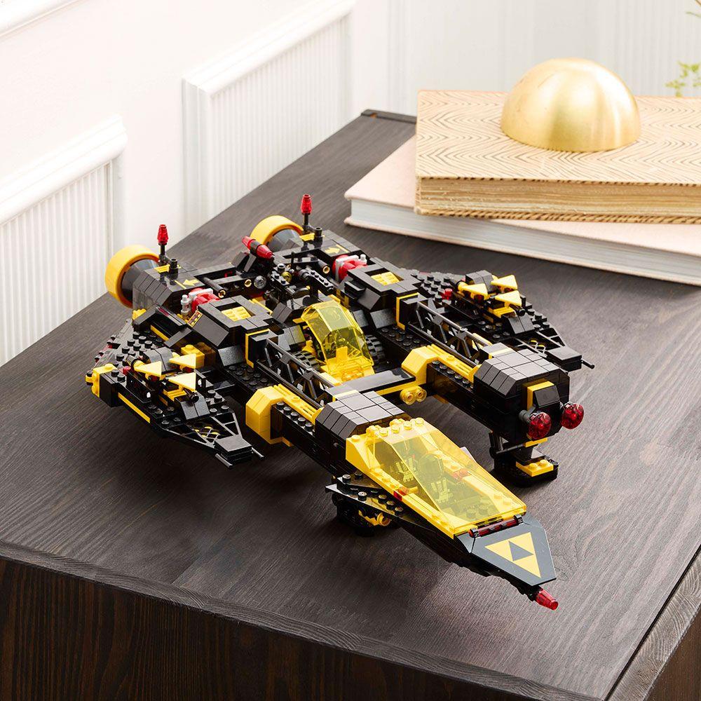 LEGO Icons Blacktron Renegade (10355)-3