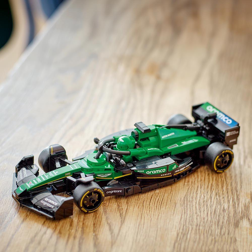LEGO Auto de Carreras Aston Martin Aramco F1® AMR24 (77245)-4