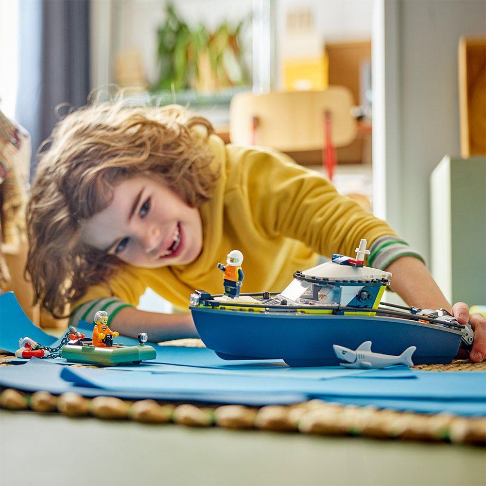 LEGO PERSECUCIÓN EN BARCO DE POLICÍA 60456-3