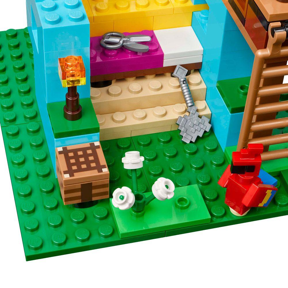 LEGO Las Casas-Loro (21282)-3