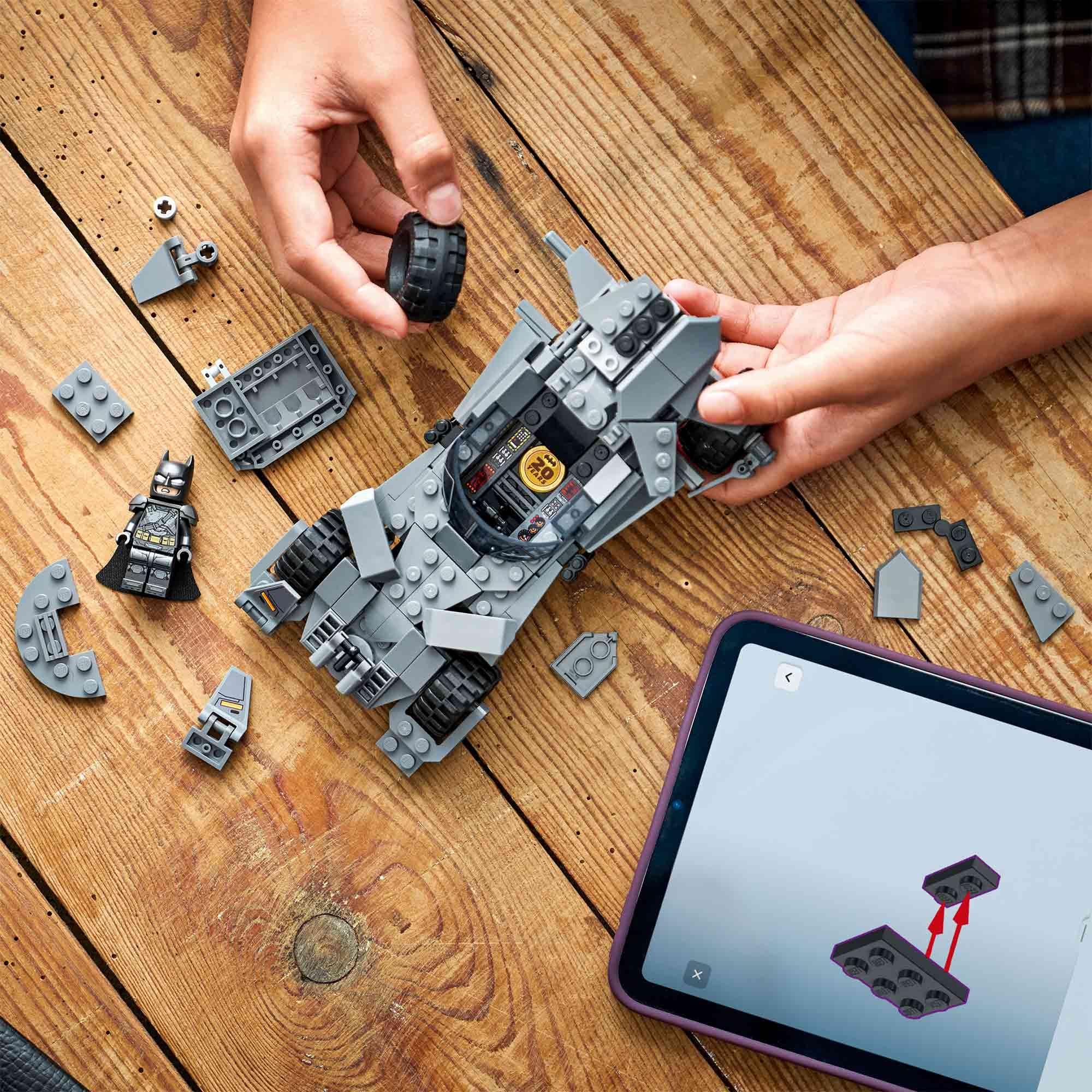 LEGO BATIMÓVIL DE BATMAN V SUPERMAN 76331-4