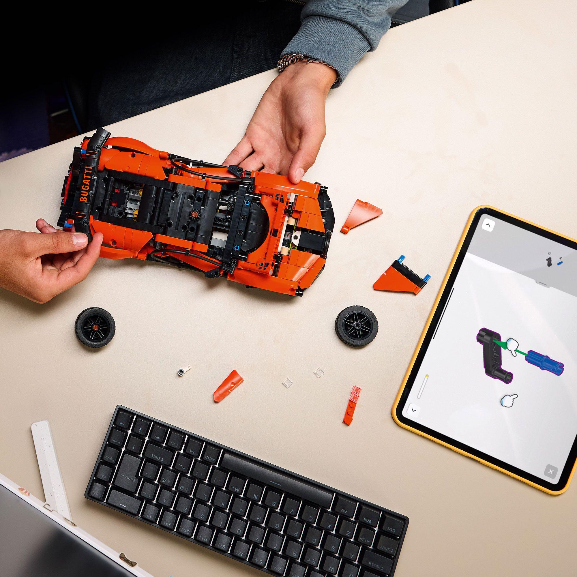 LEGO HIPERAUTO BUGATTI CHIRON PUR SPORT TECHNIC 42222-4