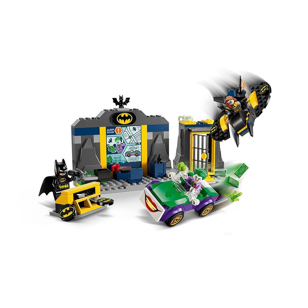 Lego Baticueva con Batman™, Batgirl™ y The Joker™ (76272)-1