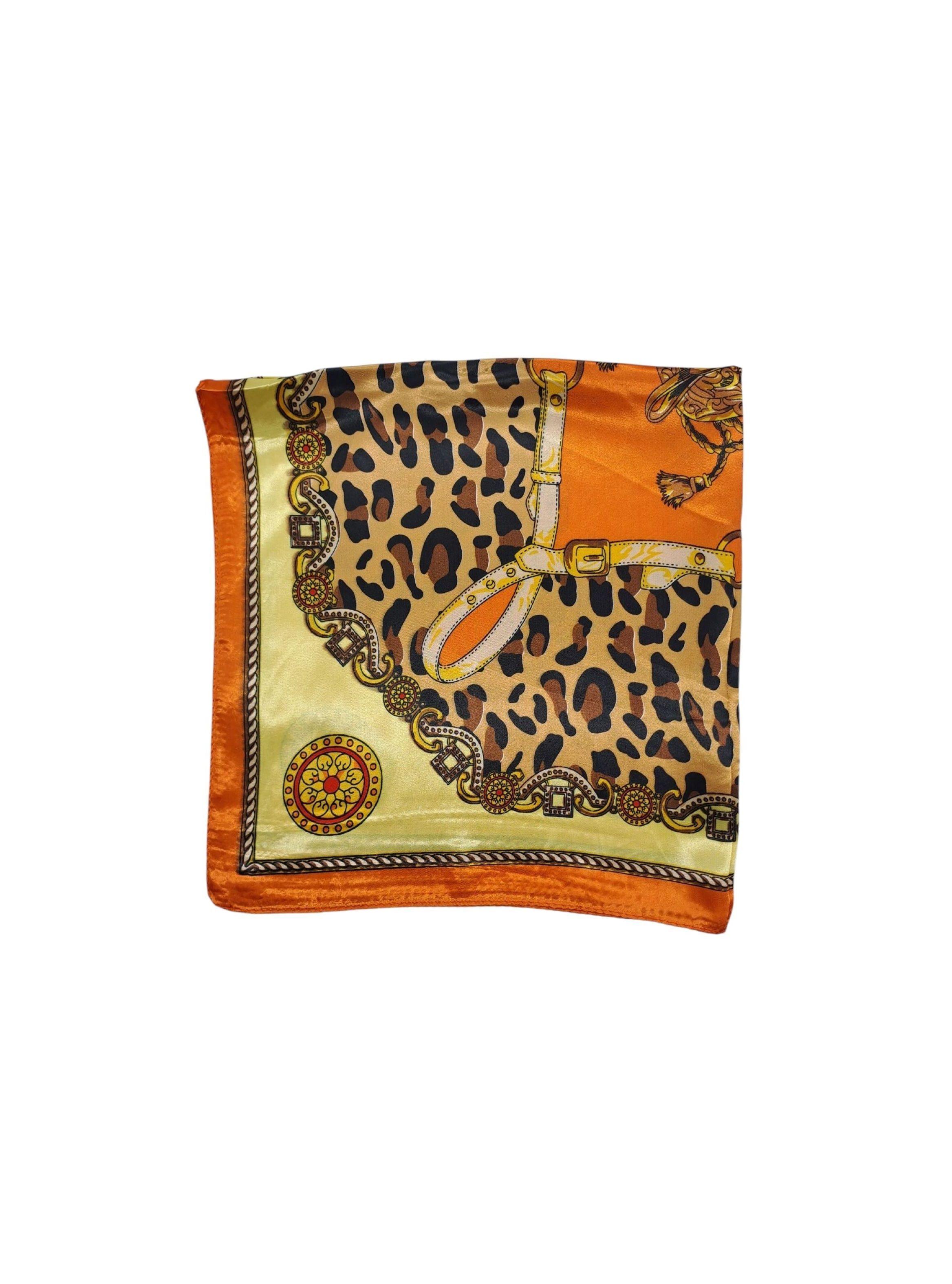 Pañuelo Satinado Mujer Estampado Animal Print Naranja 60 x 60 cms-2