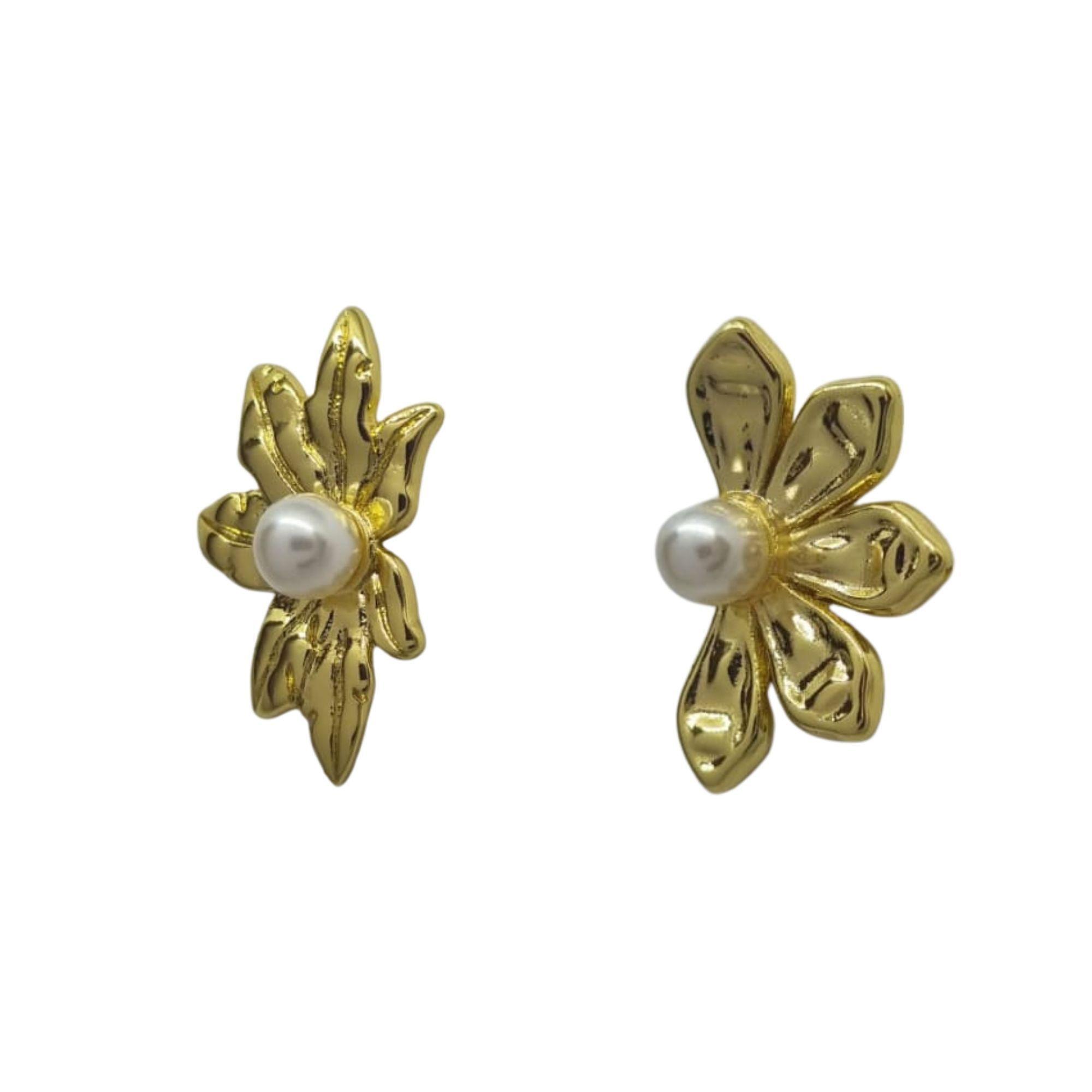 Aros Flor Impares con Perla Enchapados en oro de 18k-1