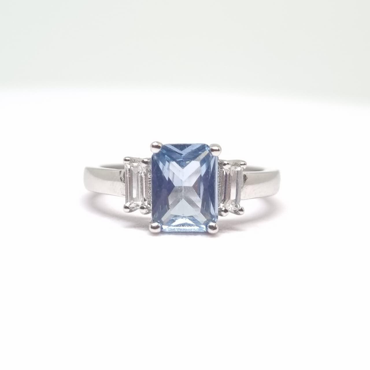 Anillo Solitario triple Agua marina-0