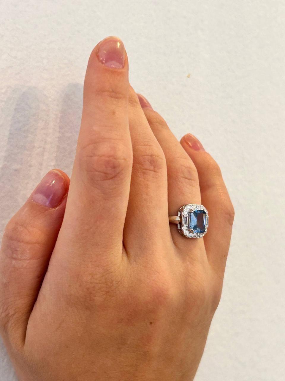 Anillo Halo Agua Marina Rectangular Plata 925-1