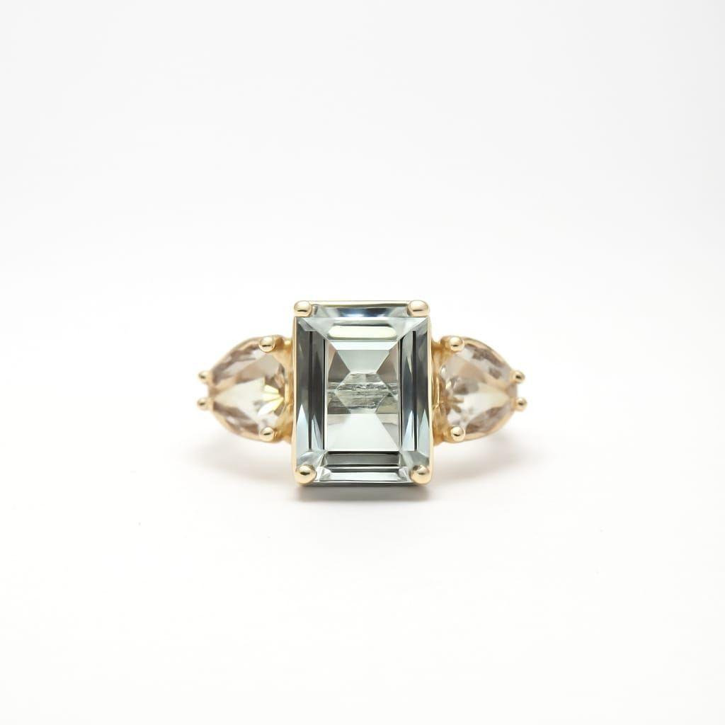 Anillo 3 Cristales Ba ado en oro de 18k-0